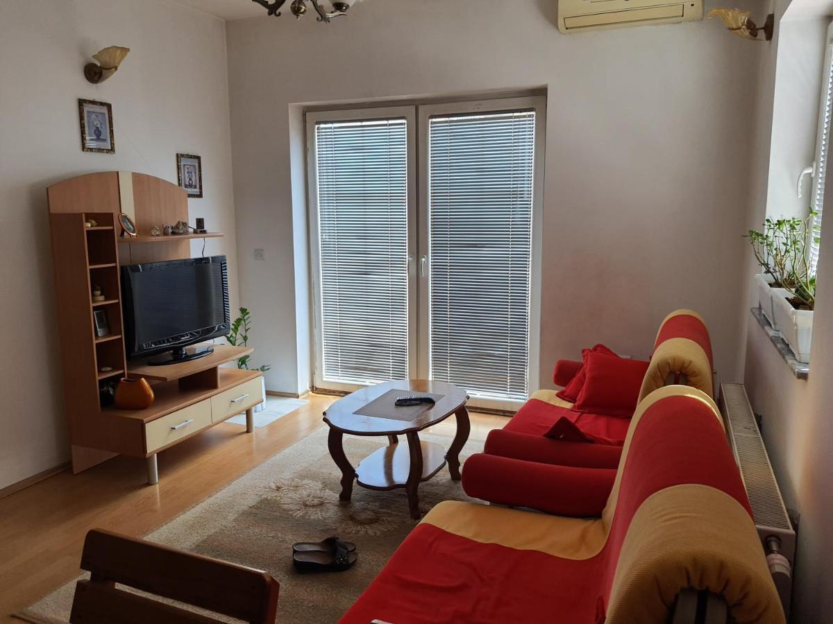 Zogu Apartments - City View Pristina Eksteriør billede